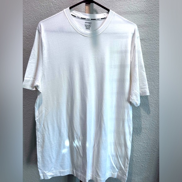 NWOT Men’s Jockey White Cotton Tees Size Large - Picture 1 of 5